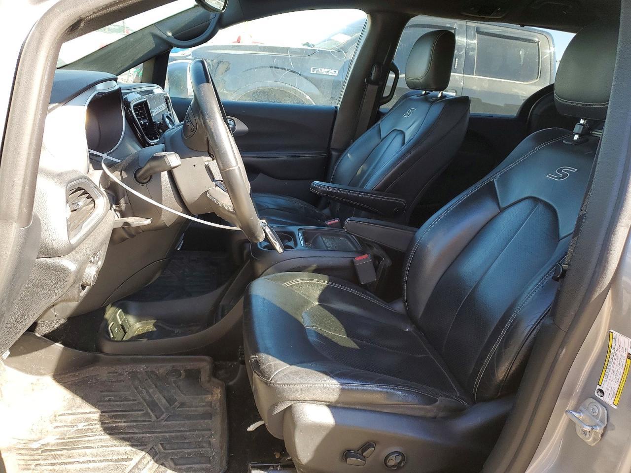 2018 Chrysler Pacifica Touring L - Фото 7