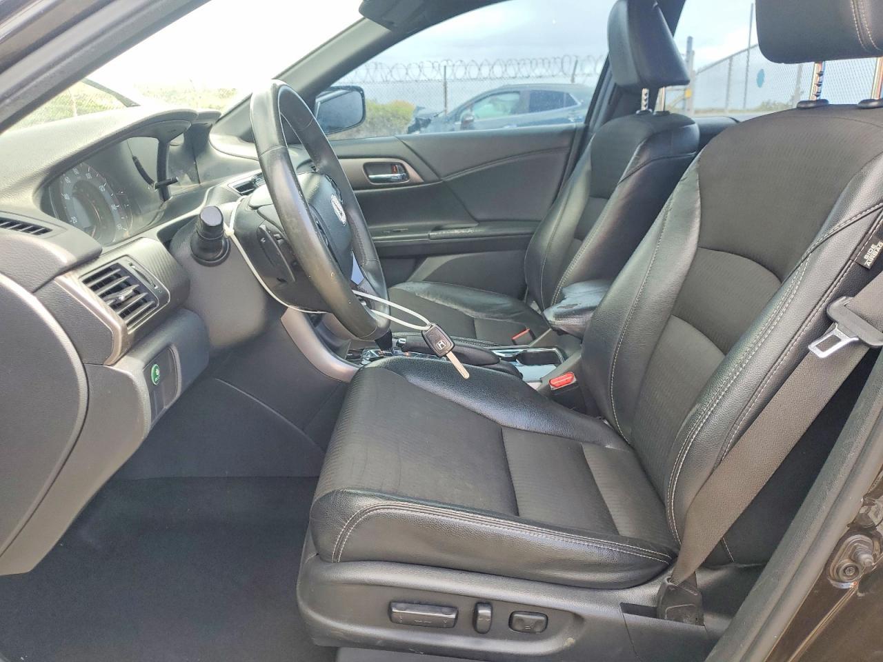 2016 Honda Accord Sport - Фото 7