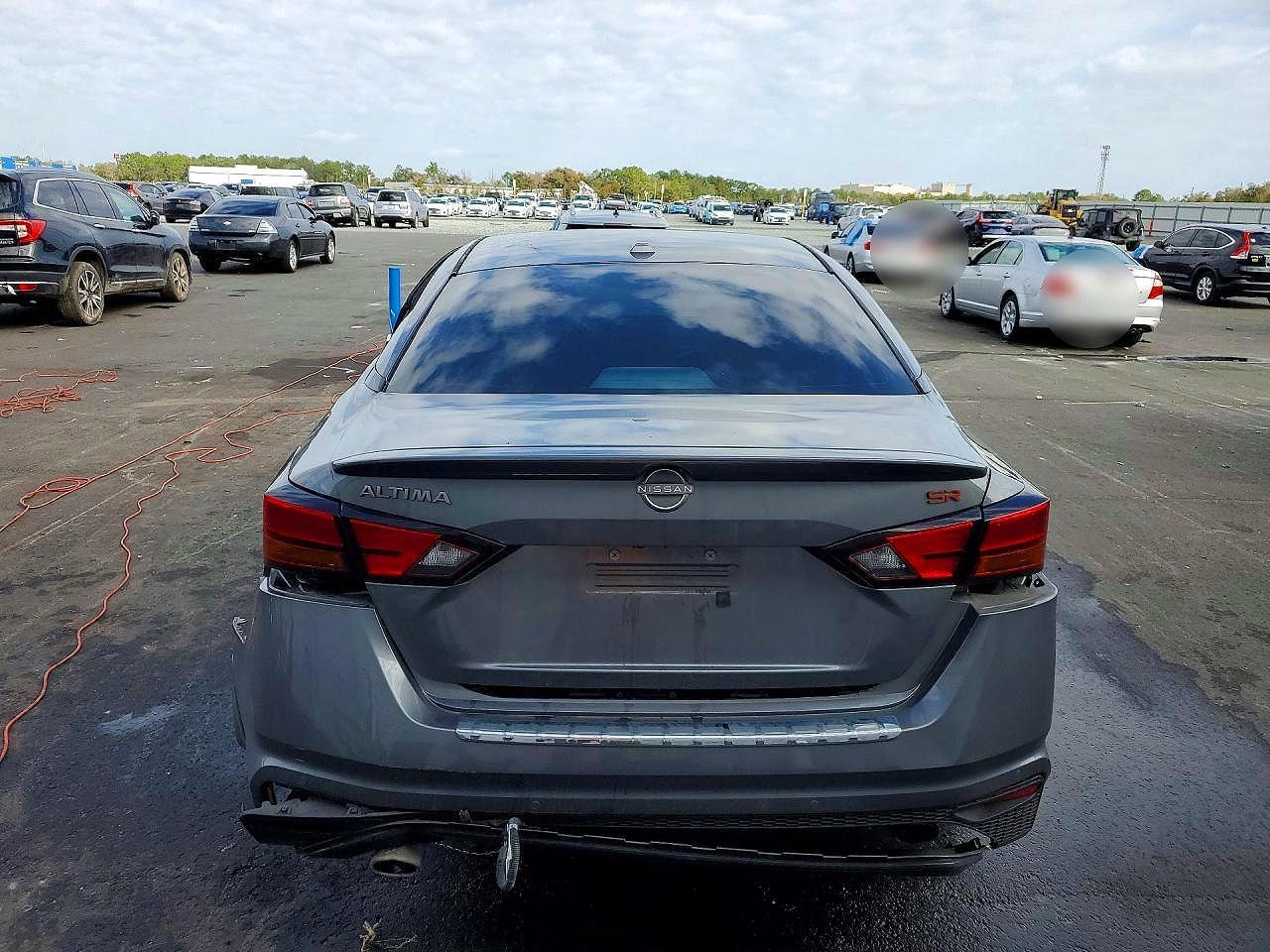 2023 Nissan Altima 2.5 Sr - Image 6