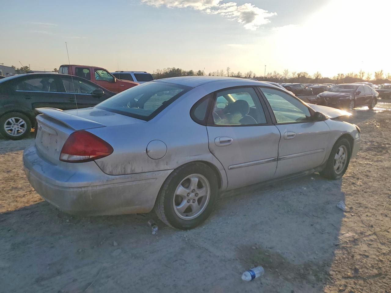 2007 Ford Taurus Se - Image 3
