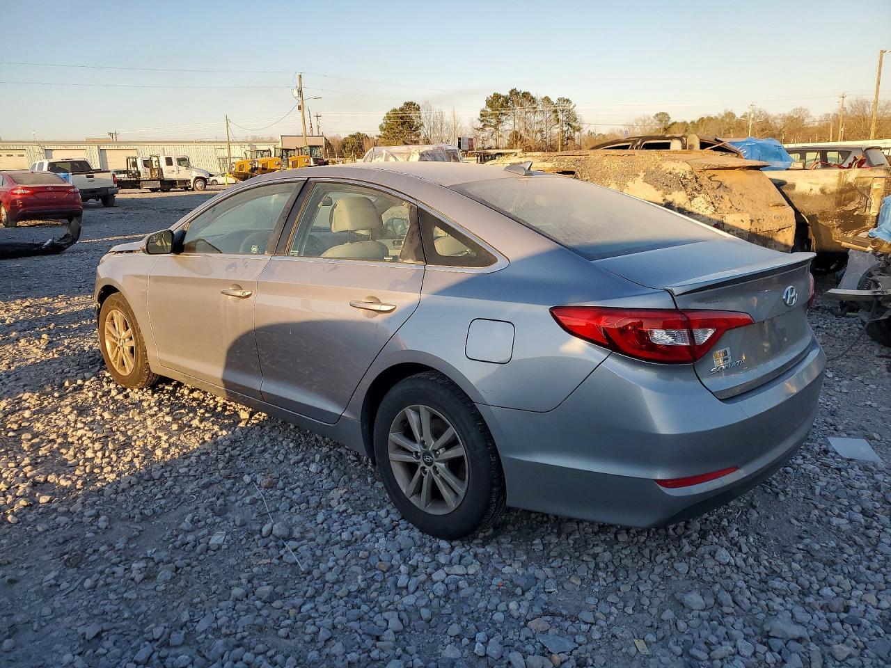 2015 Hyundai Sonata Se - Фото 2