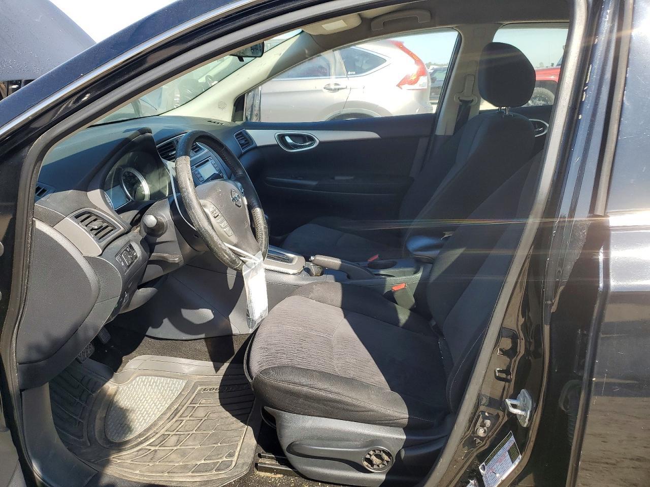 2015 Nissan Sentra S - Фото 7