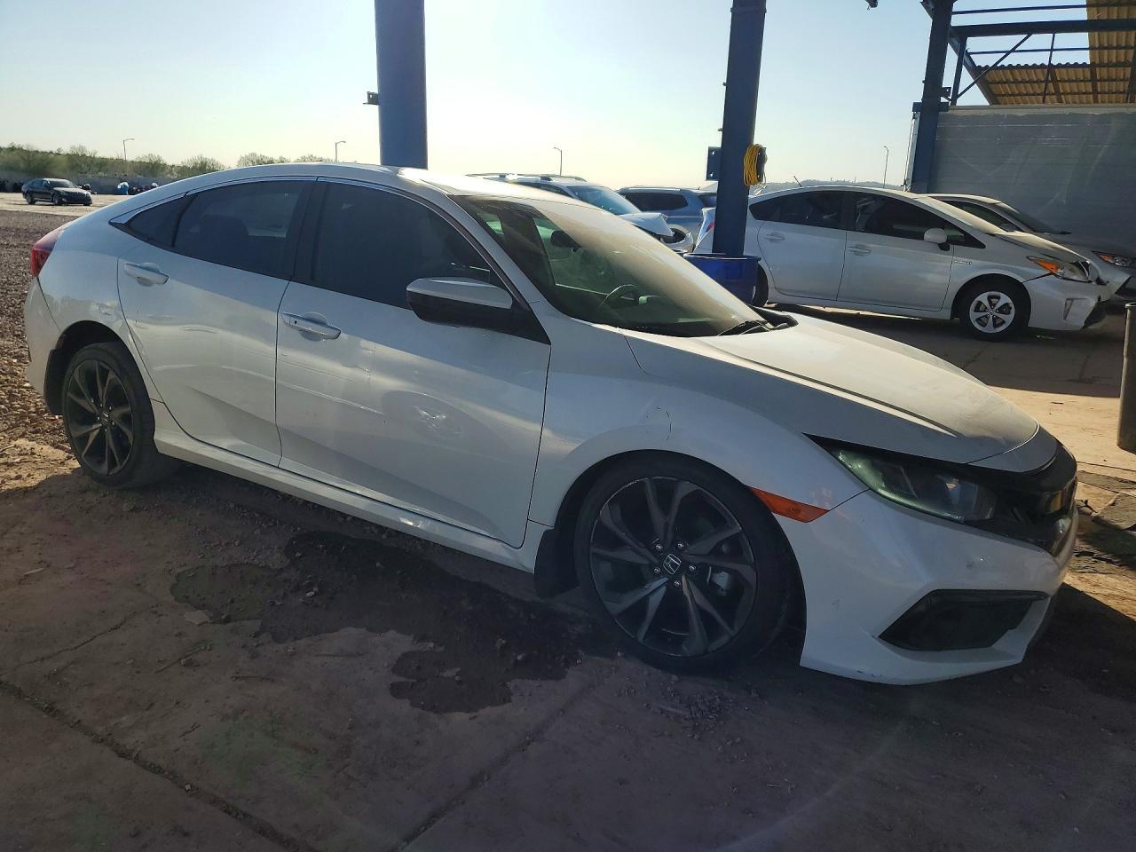 2019 Honda Civic Sport - Фото 4
