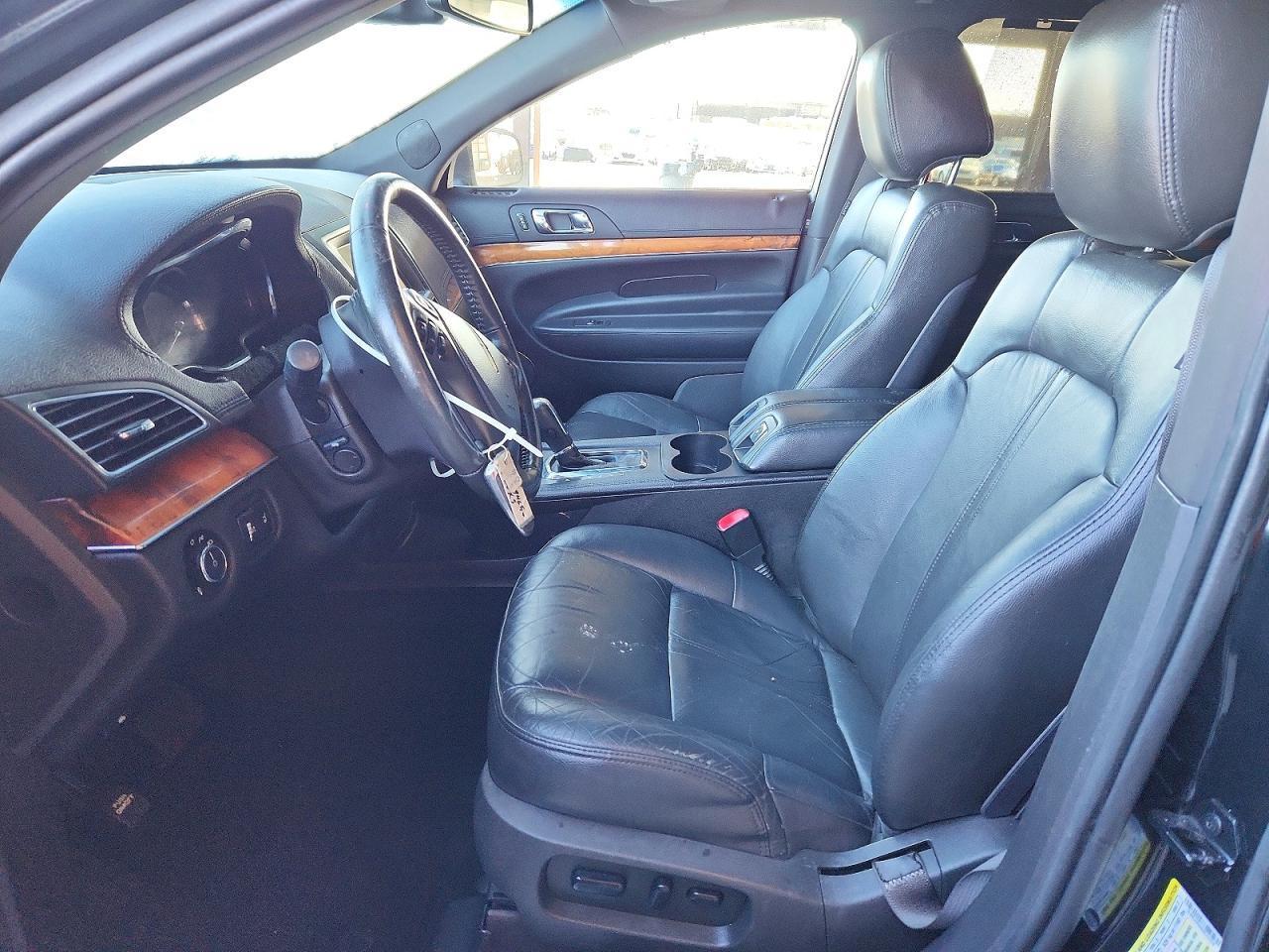 2014 Lincoln Mkt - Image 7