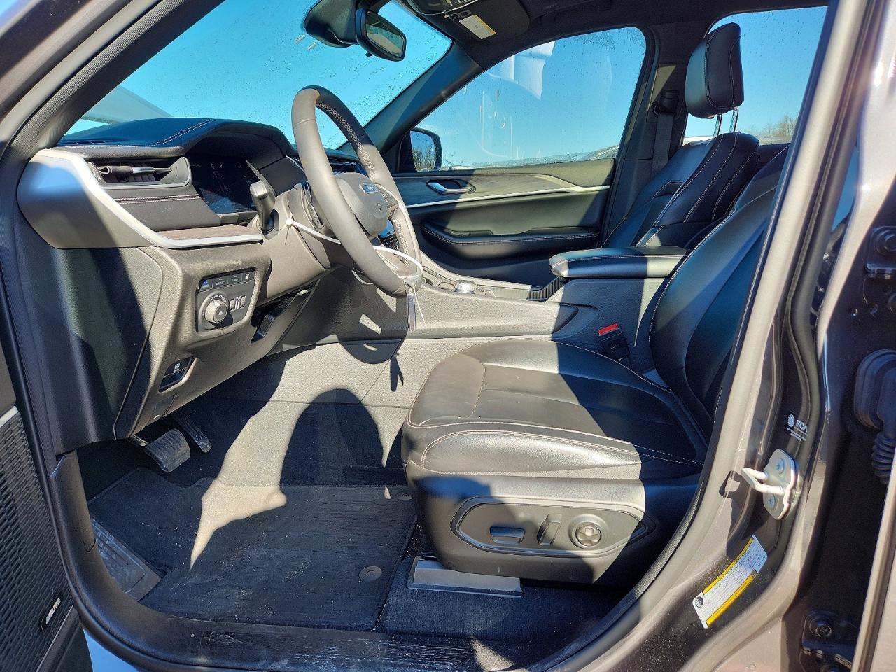 2024 Jeep Grand Cherokee Limited 4Xe - Image 7