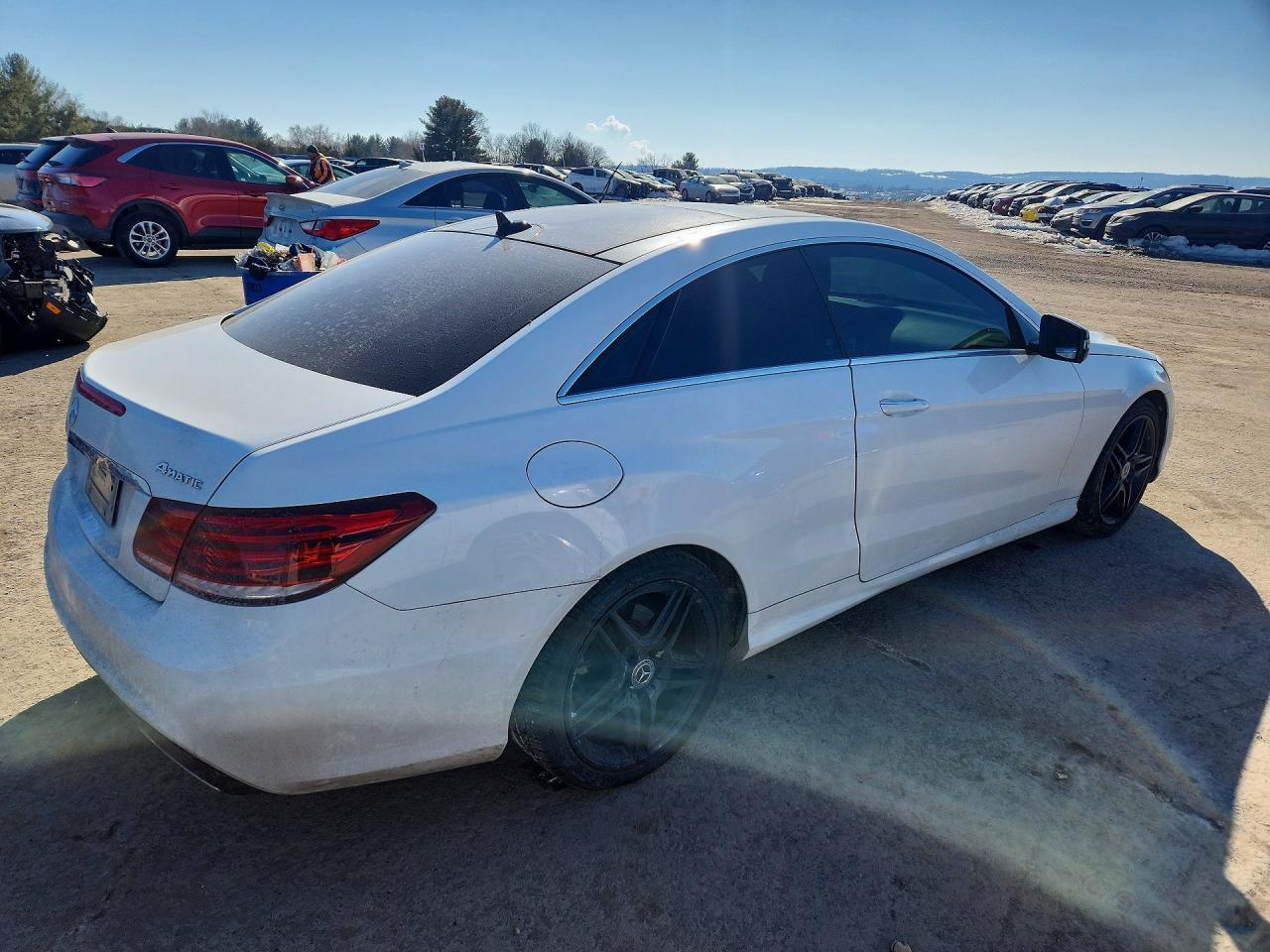 2017 Mercedes-Benz E 400 4Matic - Image 3