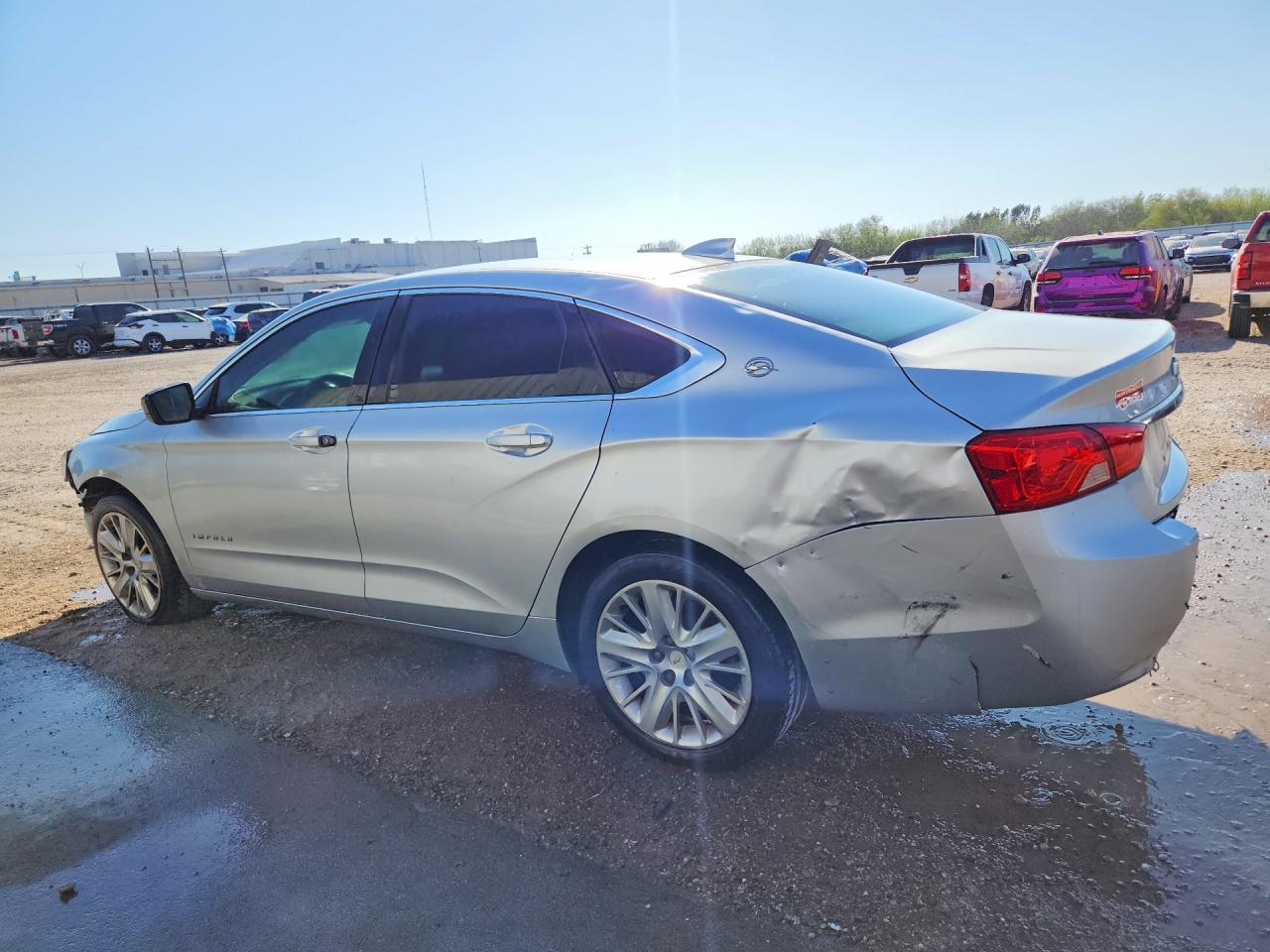 2017 Chevrolet Impala Ls - Фото 2