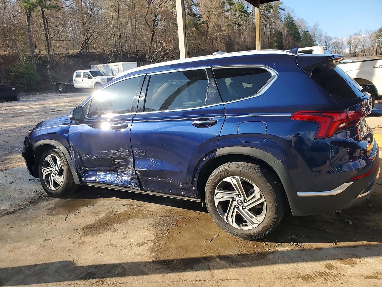 2022 Hyundai Santa Fe Sel - Image 2