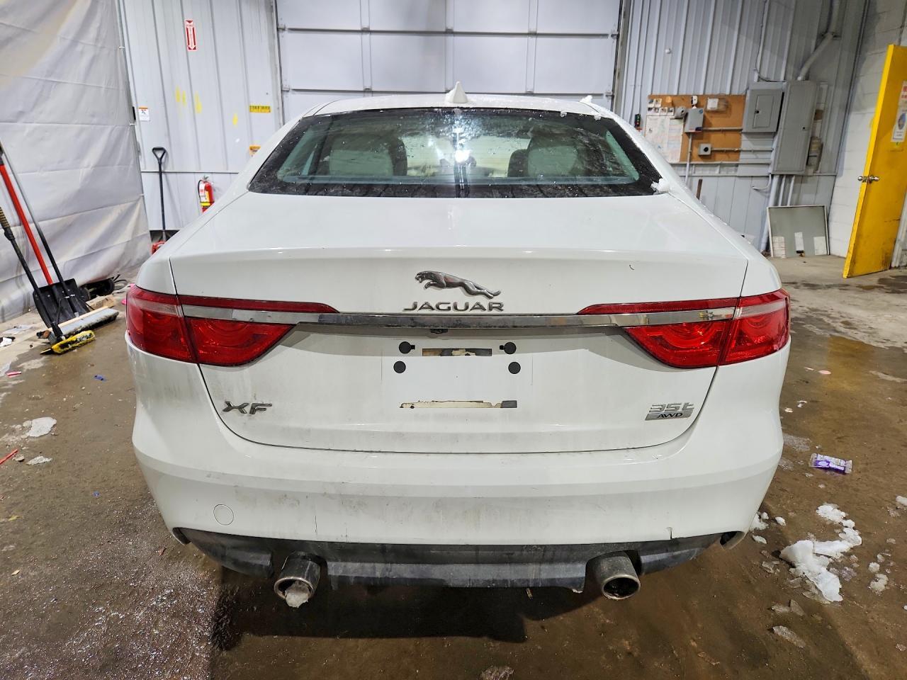 2017 Jaguar Xf - Фото 6
