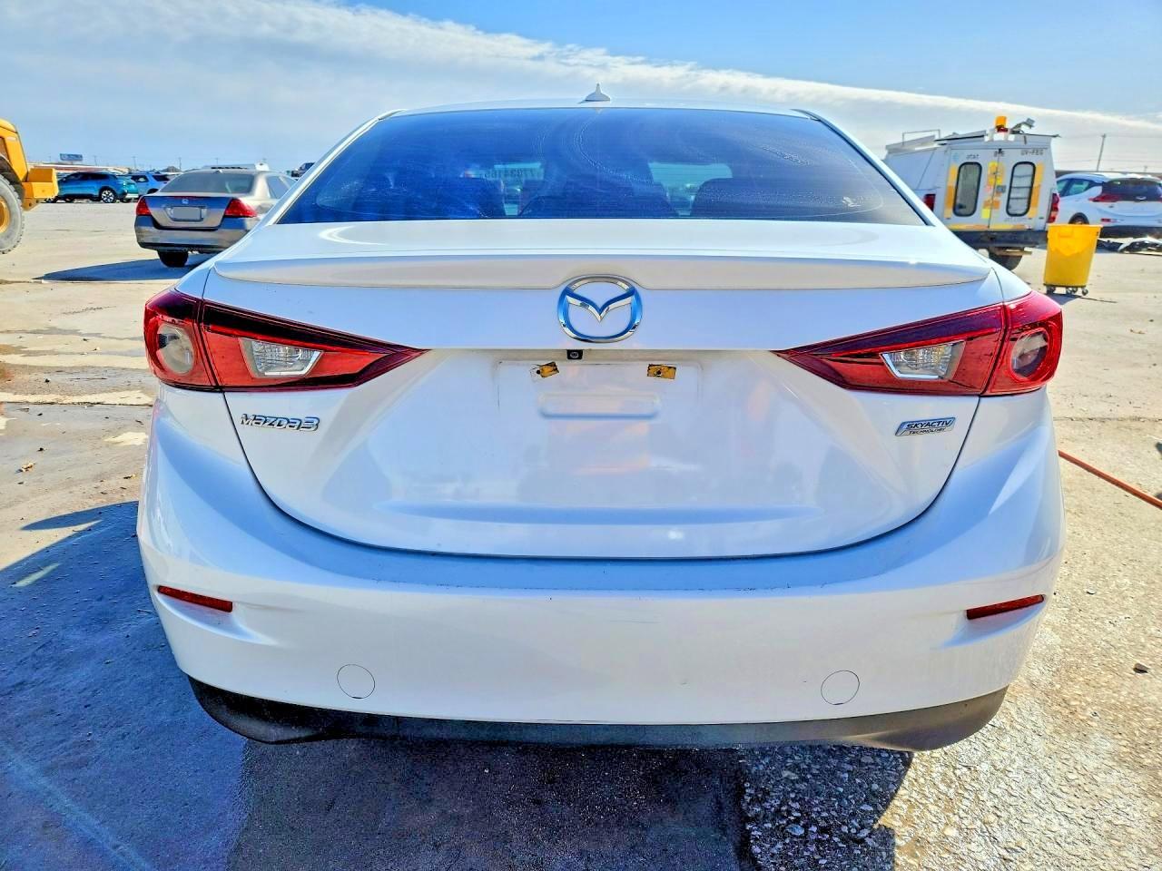 2016 Mazda 3 Grand Touring - Image 6