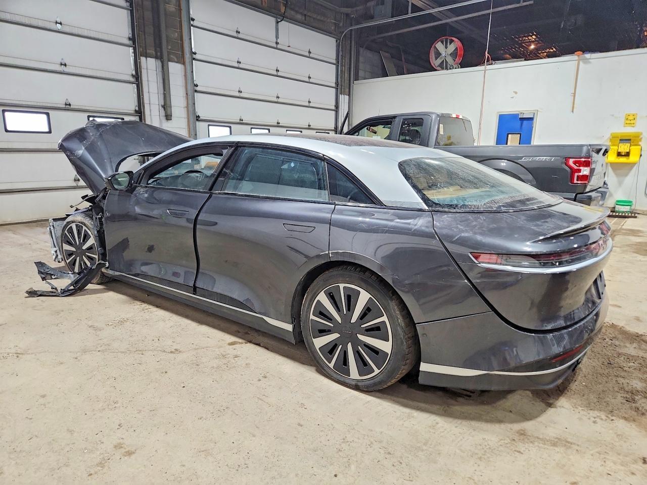 2023 Lucid Motors Air Touring - Image 2