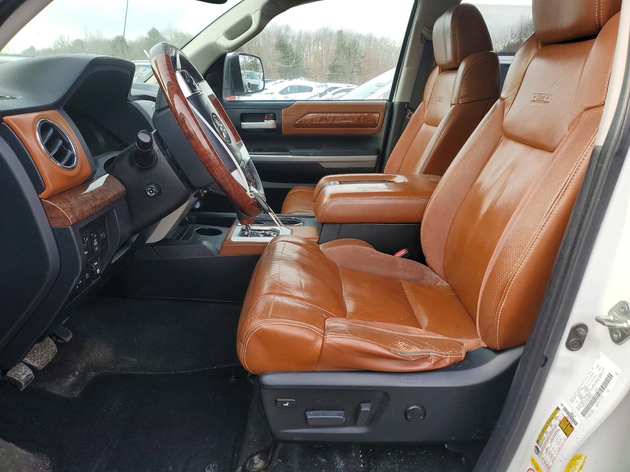 2019 Toyota Tundra 1794 Edition - Фото 7