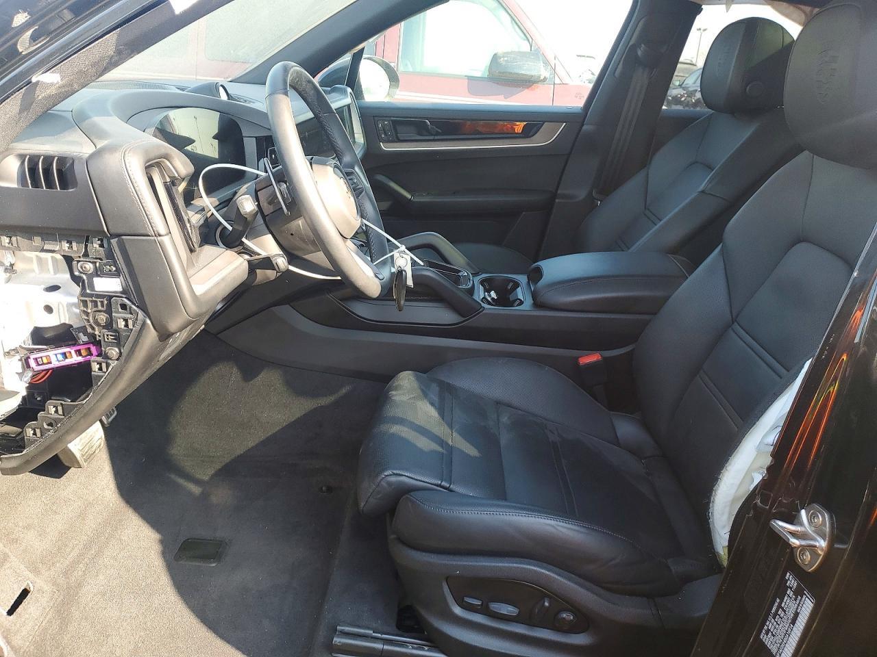 2025 Porsche Cayenne E-Hybrid - Фото 7