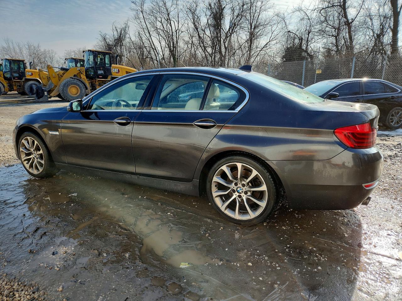 2014 BMW 535 Xi - Фото 2