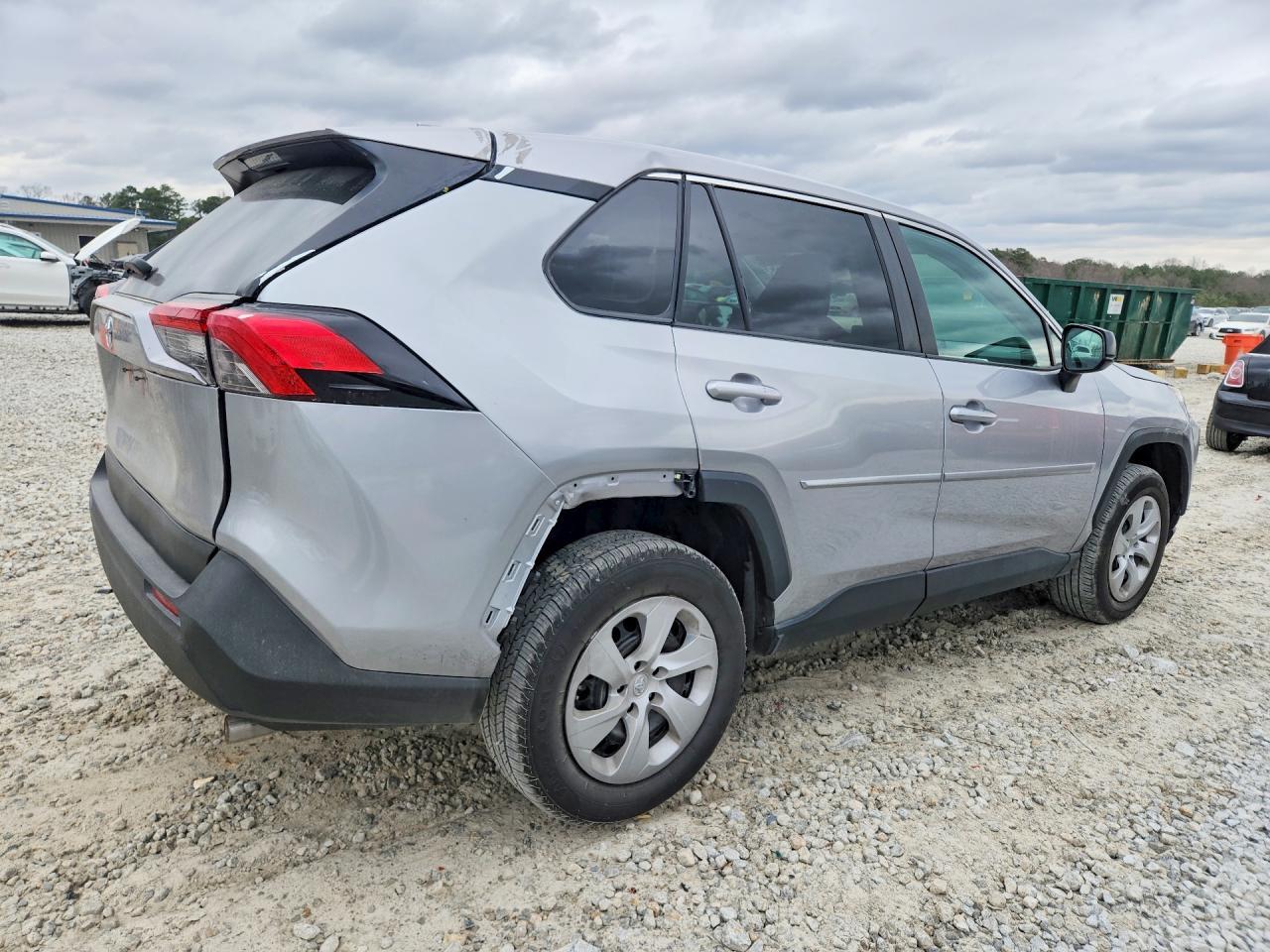 2024 Toyota Rav4 Le - Фото 3