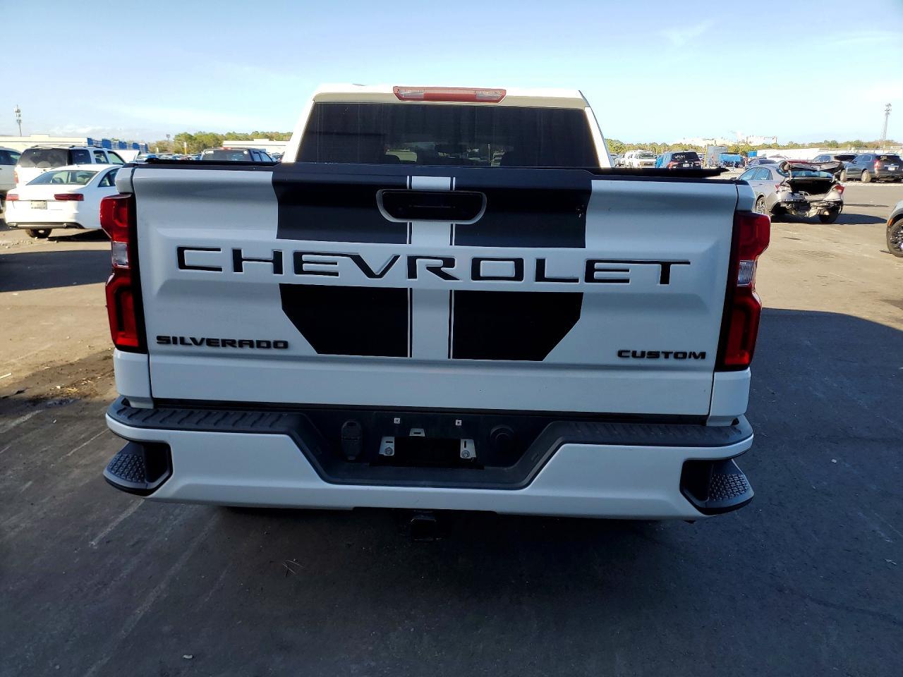 2019 Chevrolet Silverado C1500 Custom - Фото 6