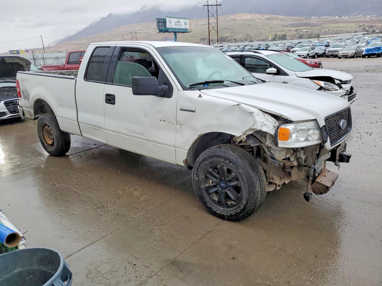 2005 Ford F150 - Фото 4