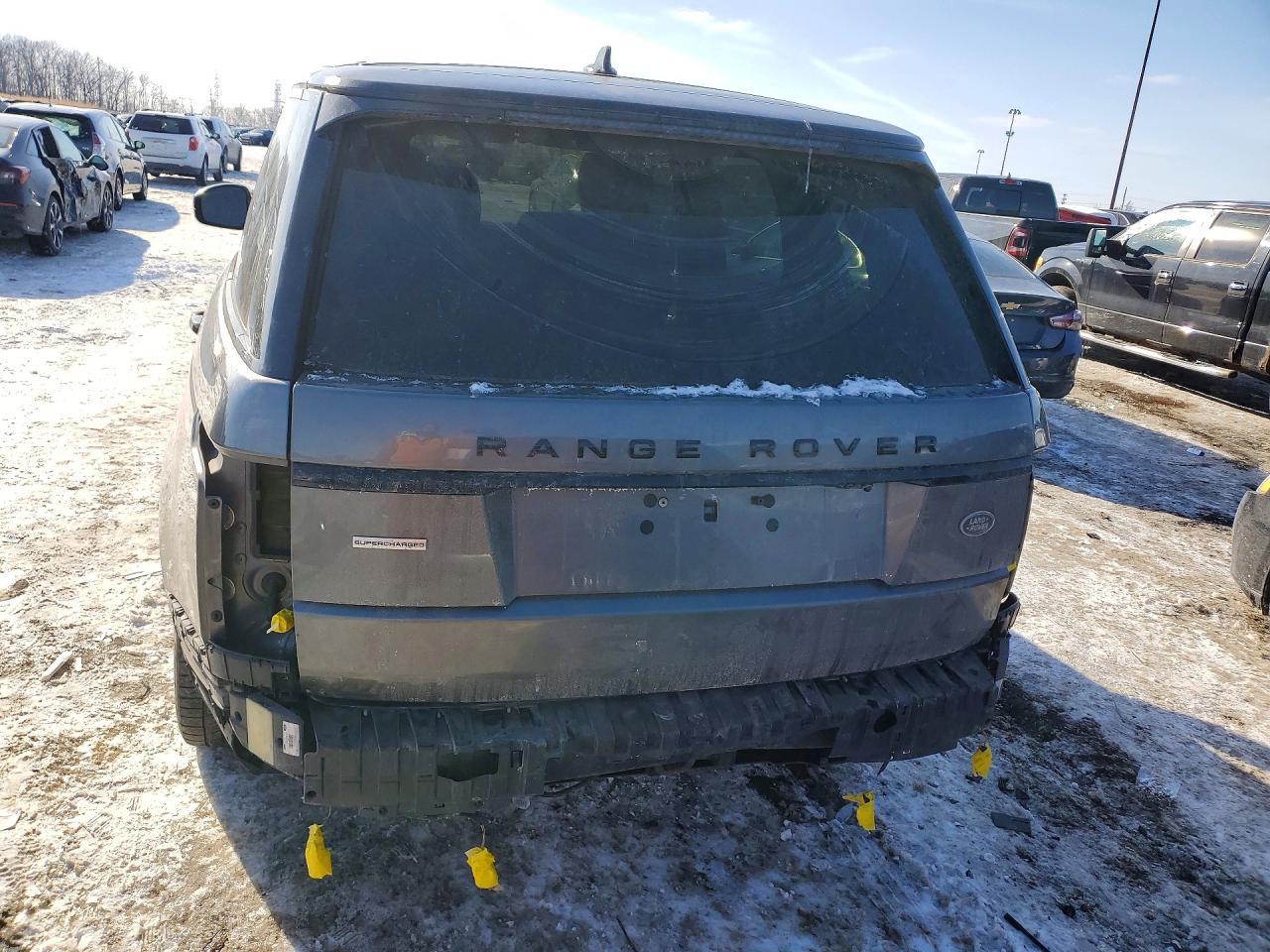 2016 Land Rover Range Rover Supercharged - Image 6