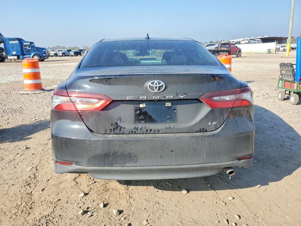 2021 Toyota Camry Le - Image 6