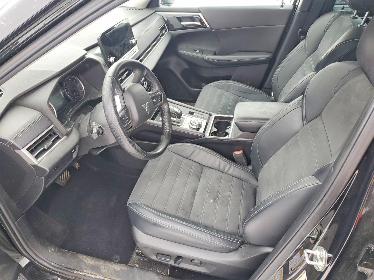 2022 Mitsubishi Outlander Se - Image 7