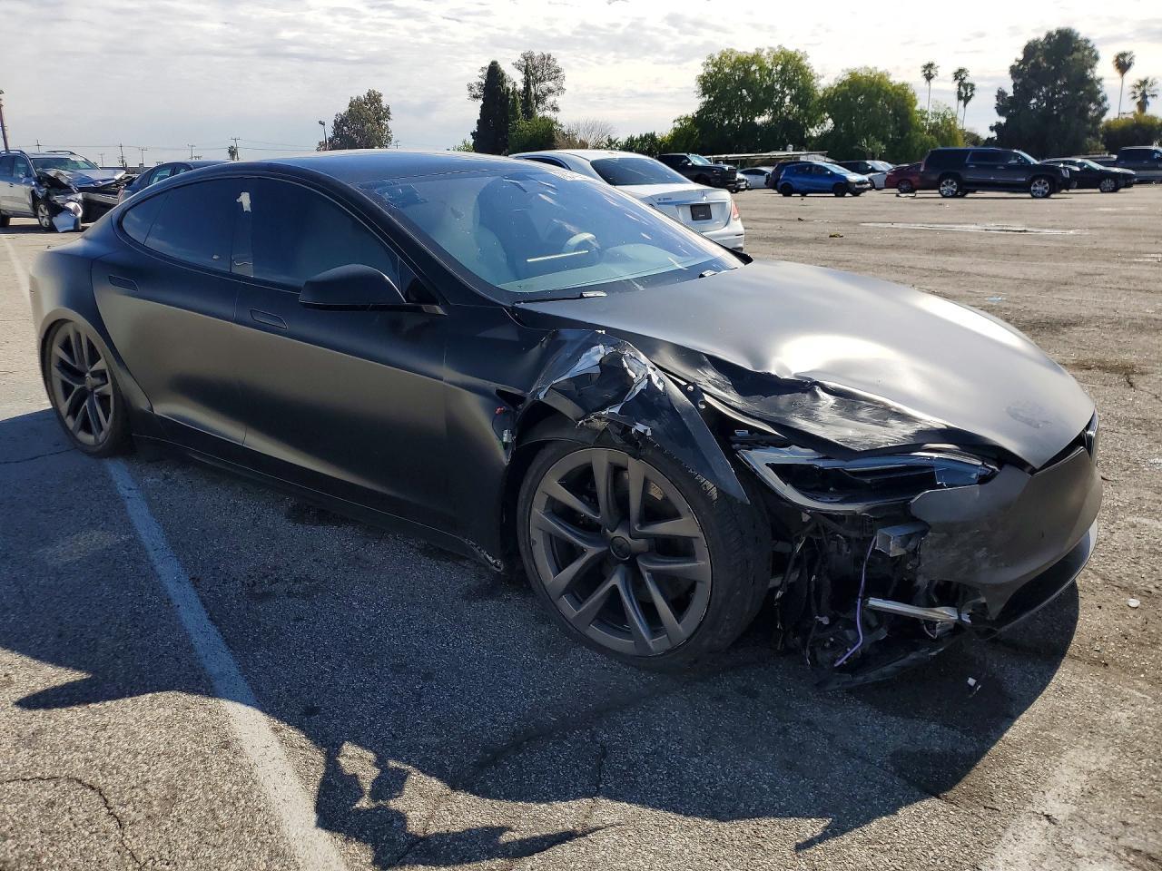 2022 Tesla Model S - Фото 4