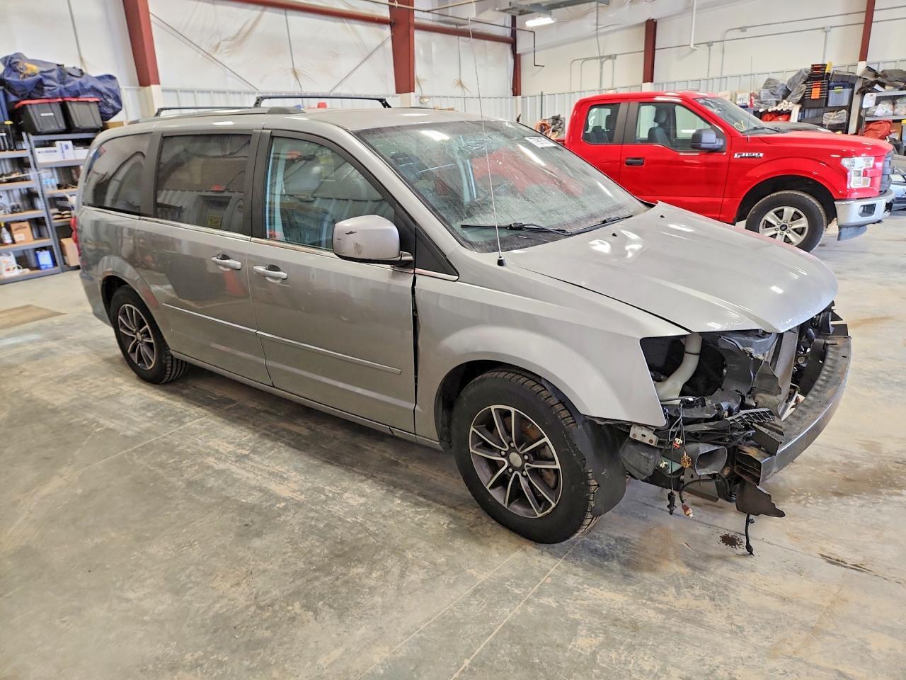 2016 Dodge Grand Caravan Sxt - Фото 4