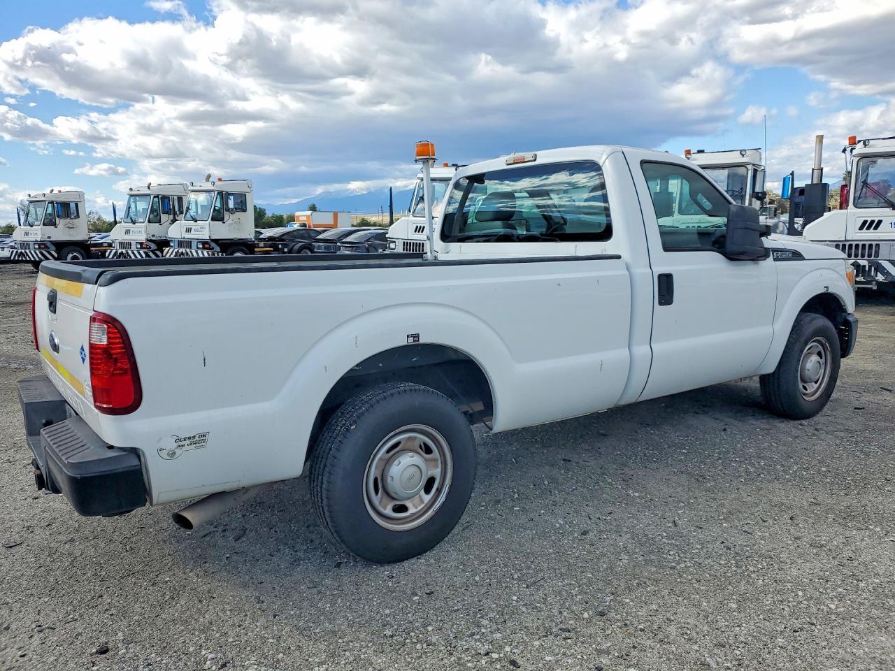2013 Ford F-250 Sd * R & D- Cln Title- Pri Fleet * - Фото 3