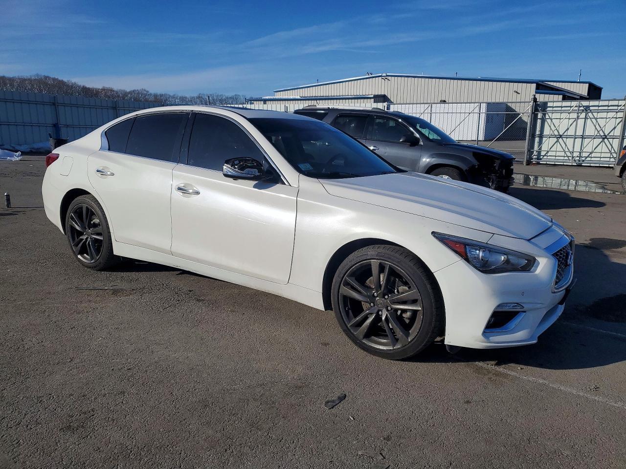 2022 Infiniti Q50 Luxe - Фото 4