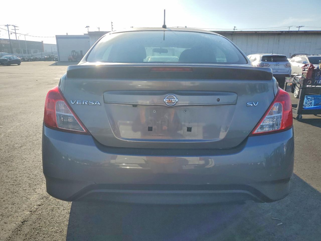 2019 Nissan Versa S - Image 6