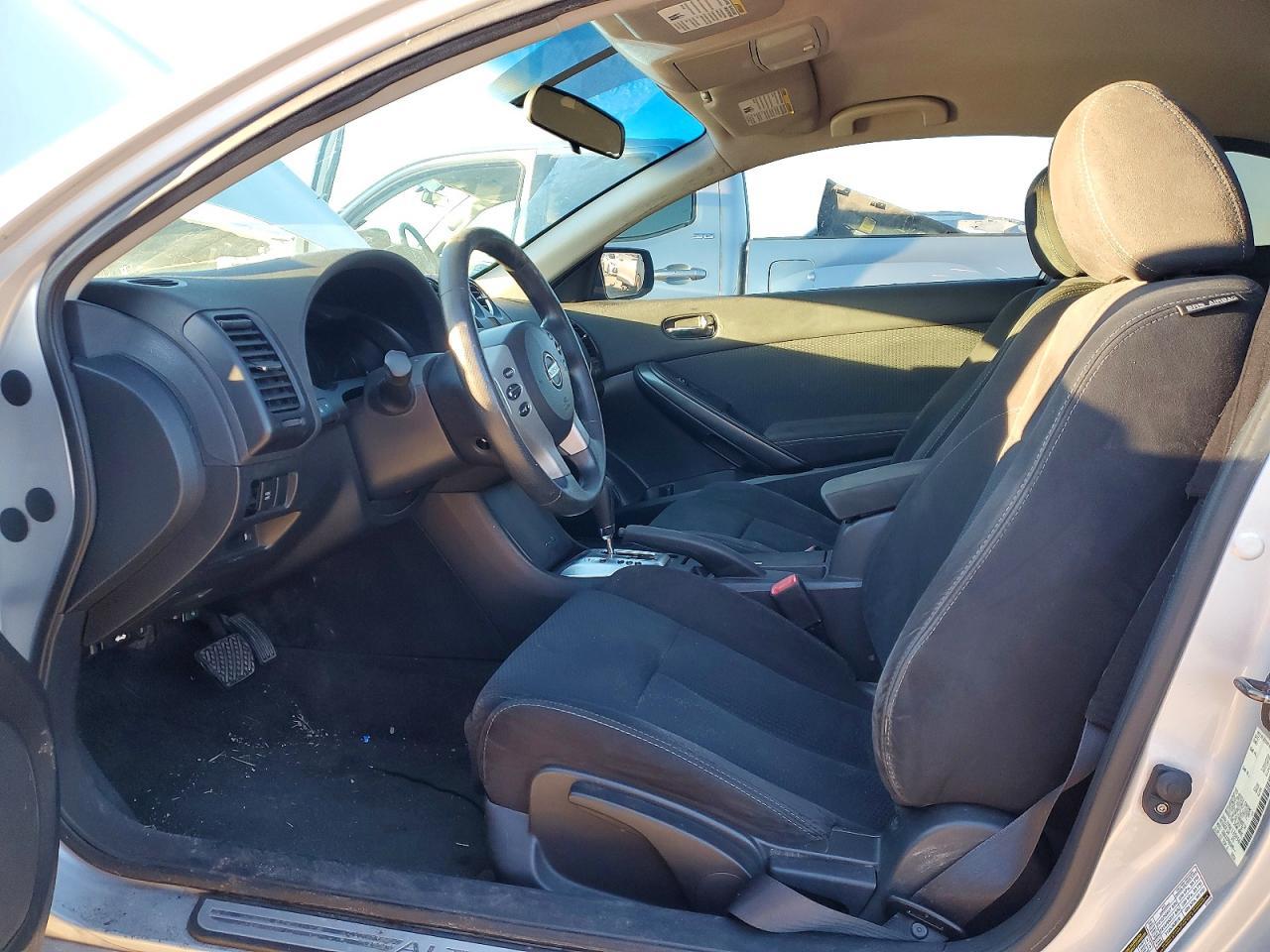 2010 Nissan Altima S - Image 7