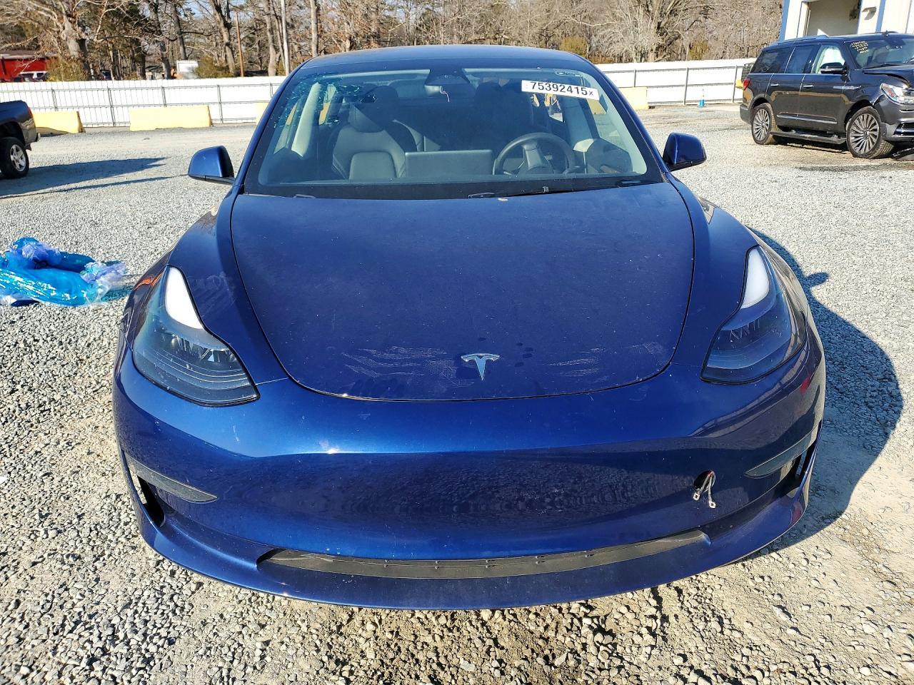 2023 Tesla Model 3 - Image 5