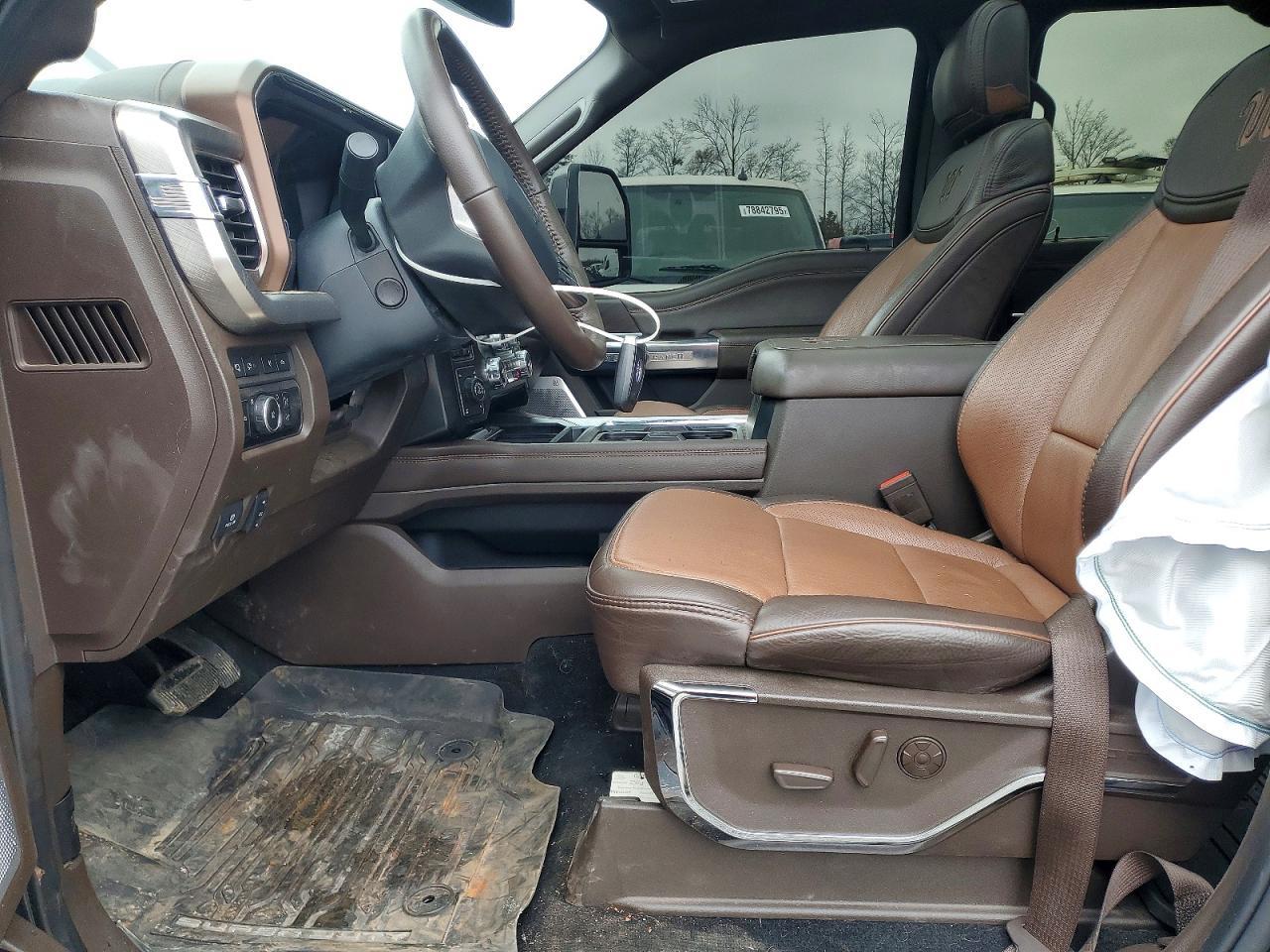 2024 Ford F250 Super Duty - Фото 7