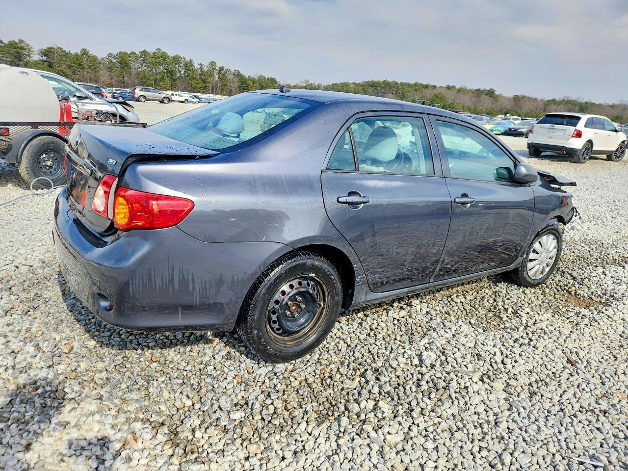 2010 Toyota Corolla Le - Фото 3