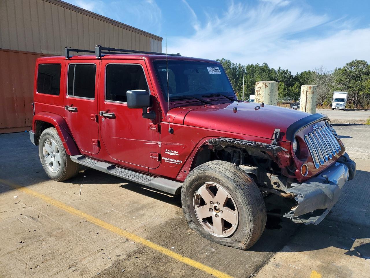 2011 Jeep Wrangler Unlimited Sahara - Фото 4