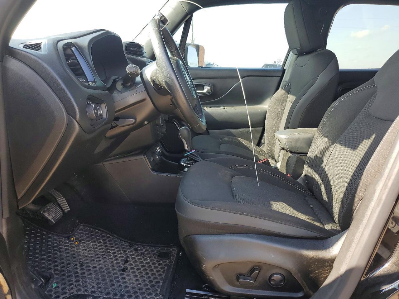 2022 Jeep Renegade Altitude 4Wd - Image 7