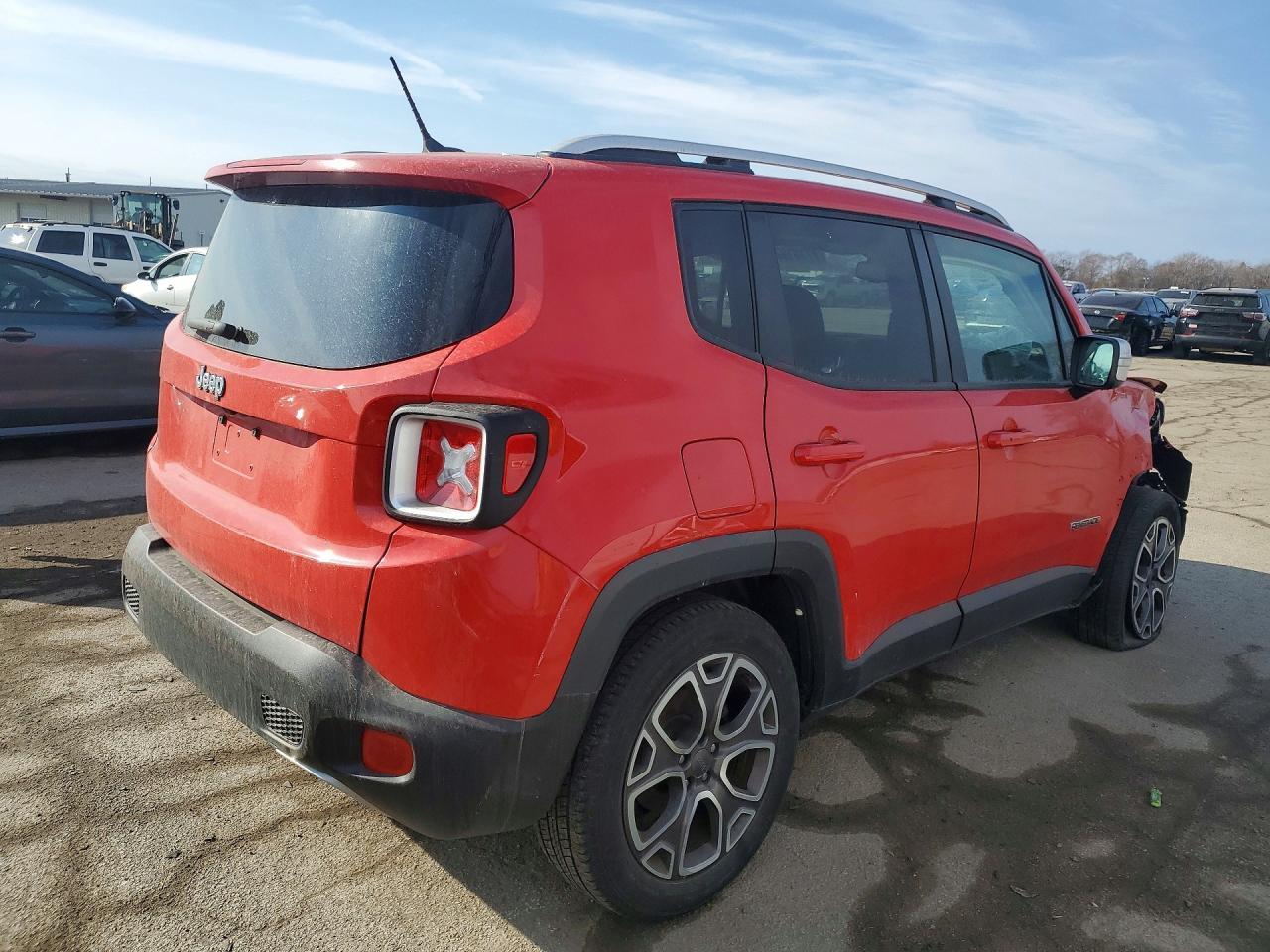2016 Jeep Renegade Limited - Image 3