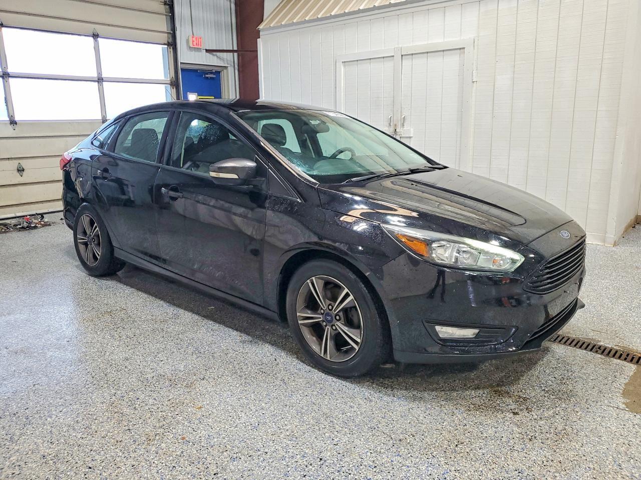 2017 Ford Focus Se - Фото 4