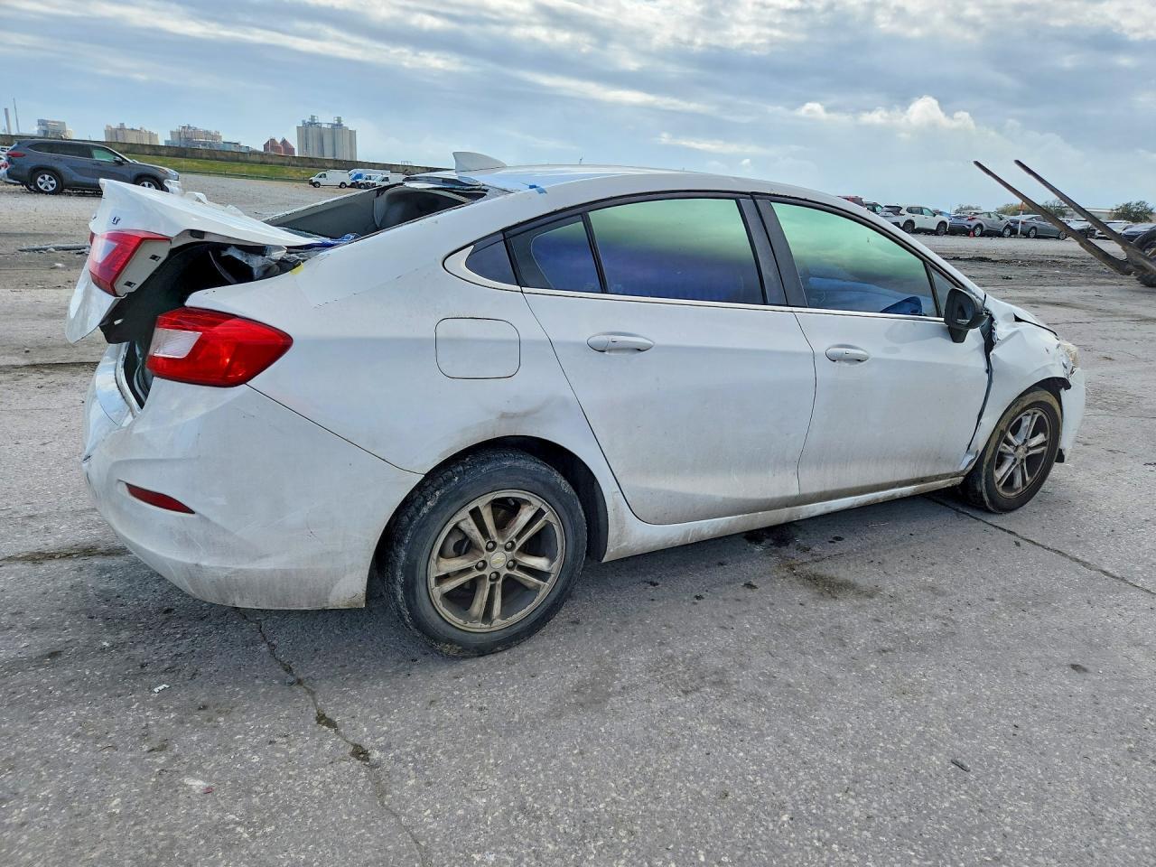 2017 Chevrolet Cruze Lt - Фото 3