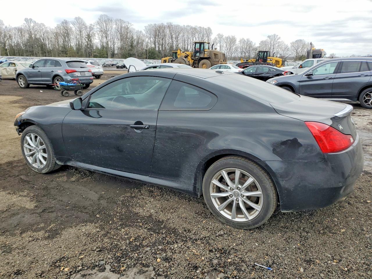 2012 Infiniti G37 - Image 2