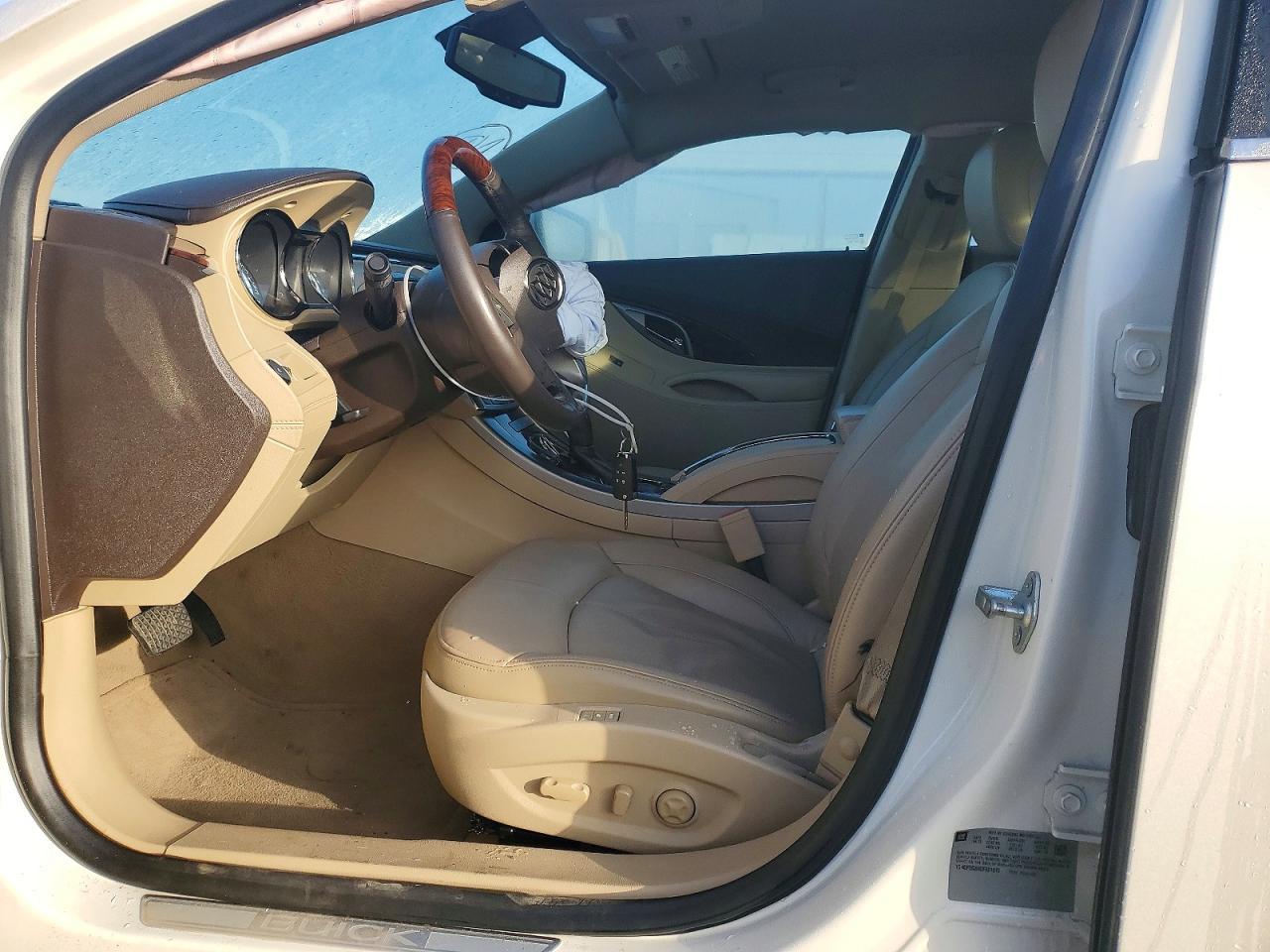 2012 Buick Lacrosse Premium - Image 7