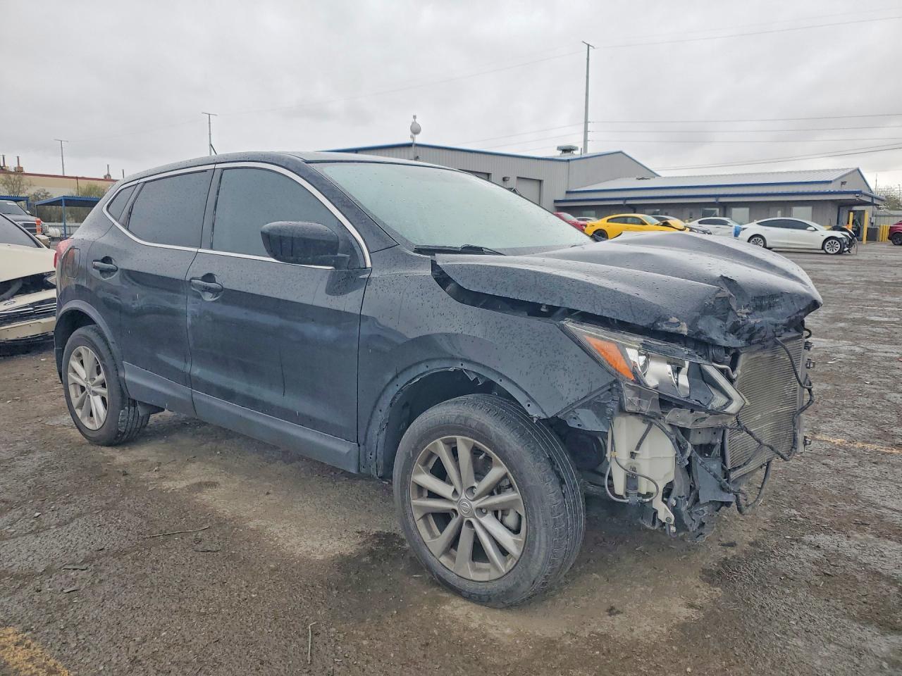 2018 Nissan Rogue Sport S - Image 4