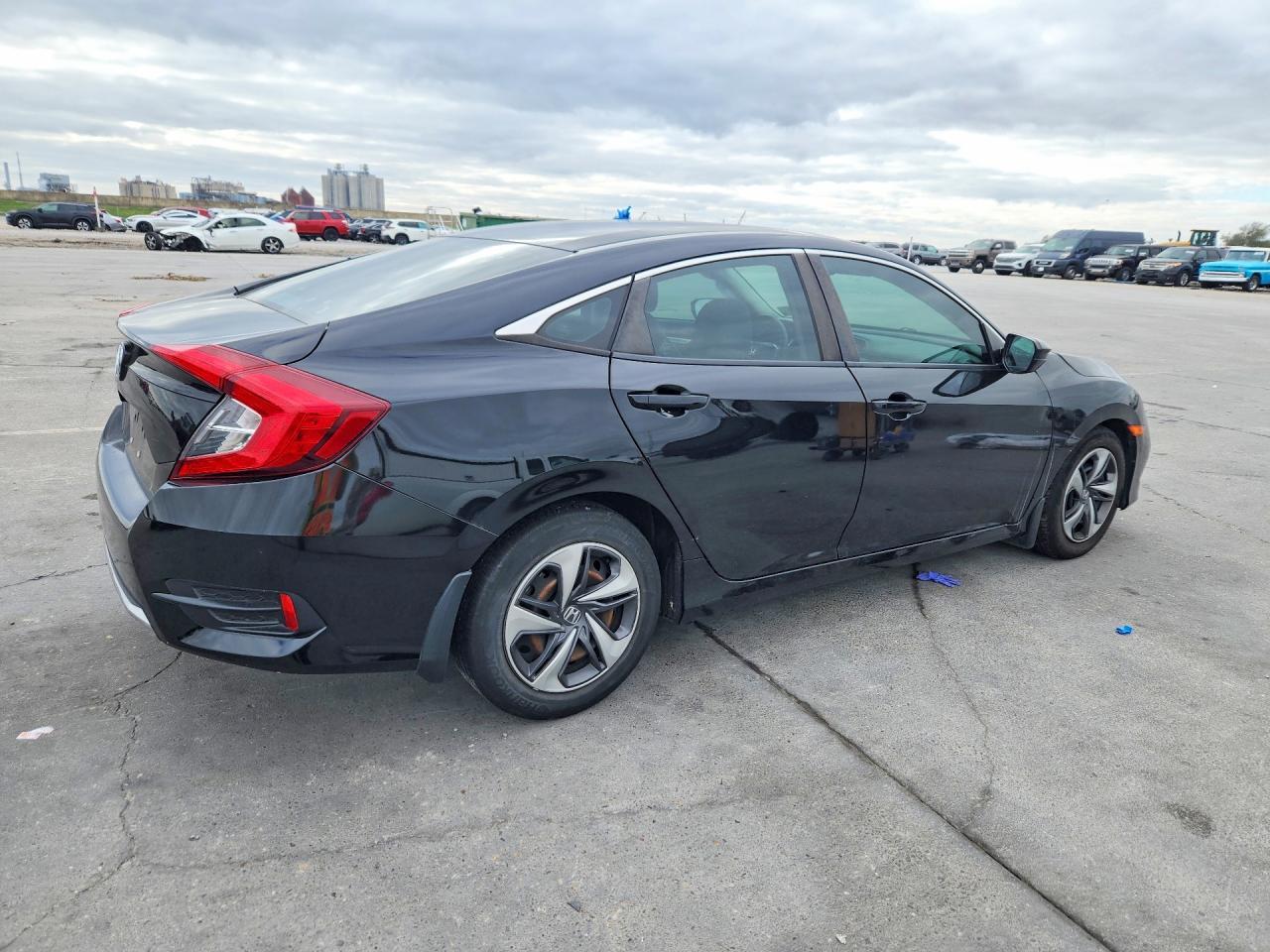 2019 Honda Civic Lx - Image 3