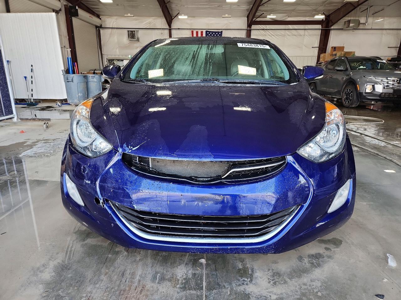2013 Hyundai Elantra Limited - Image 5