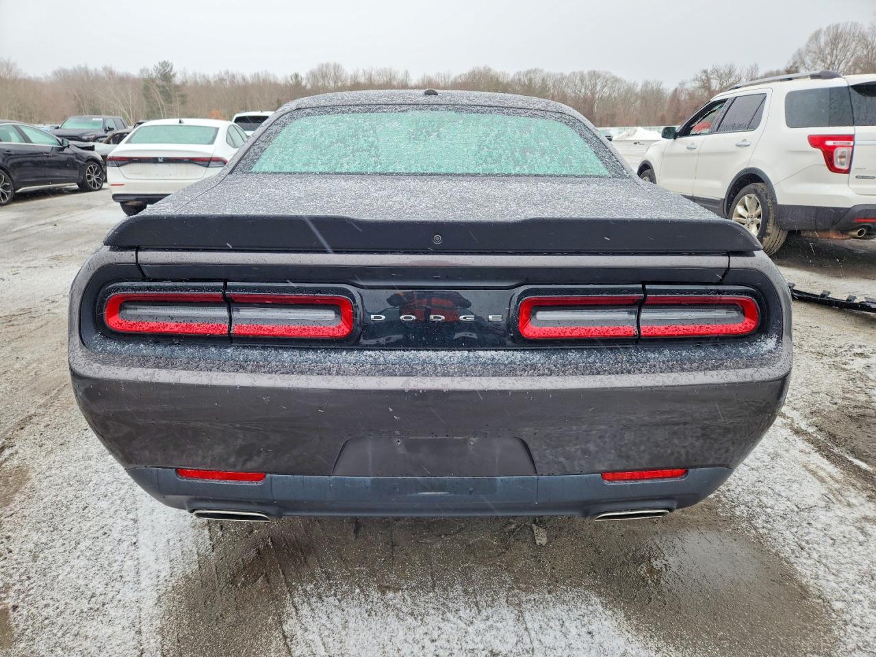 2023 Dodge Challenger Sxt - Image 6