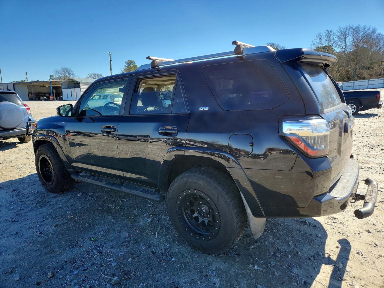 2016 Toyota 4Runner Sr5 - Image 2