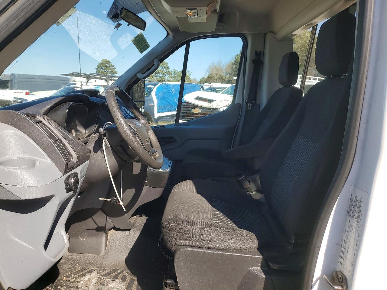 2016 Ford Transit U - Image 5
