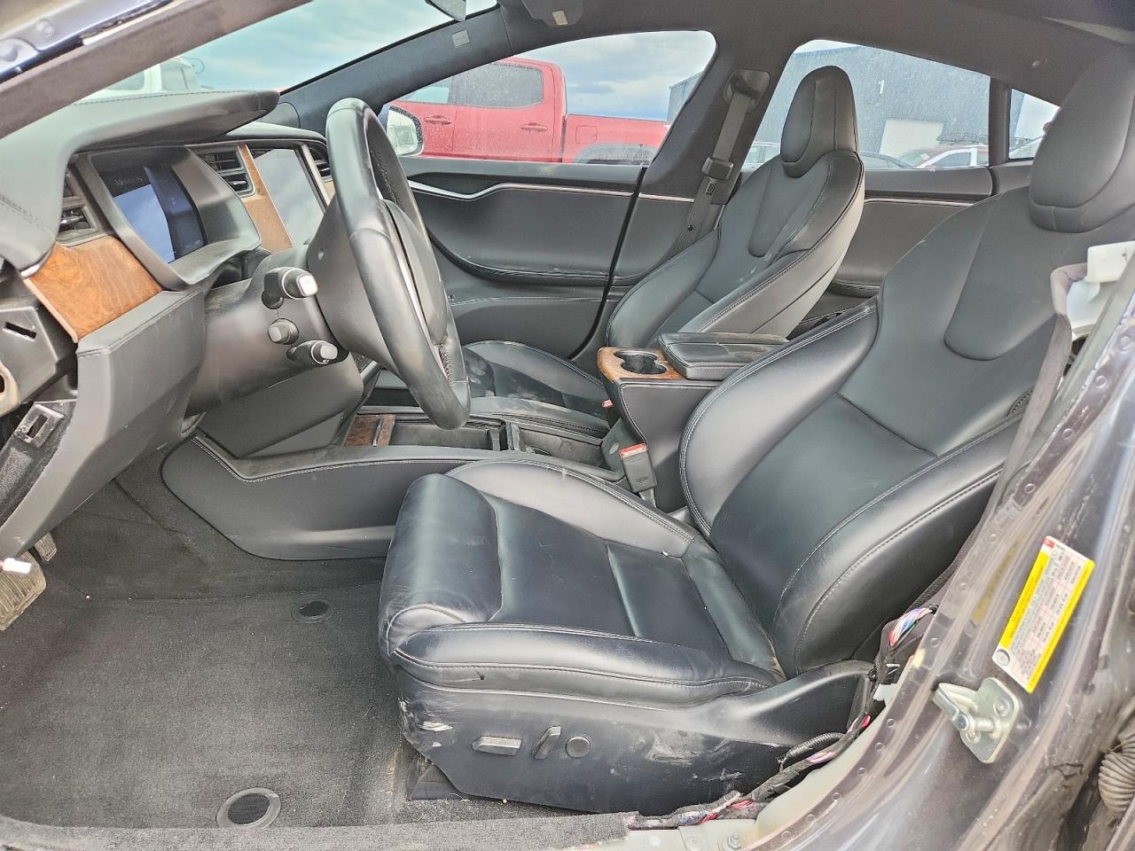 2020 Tesla Model S - Image 7