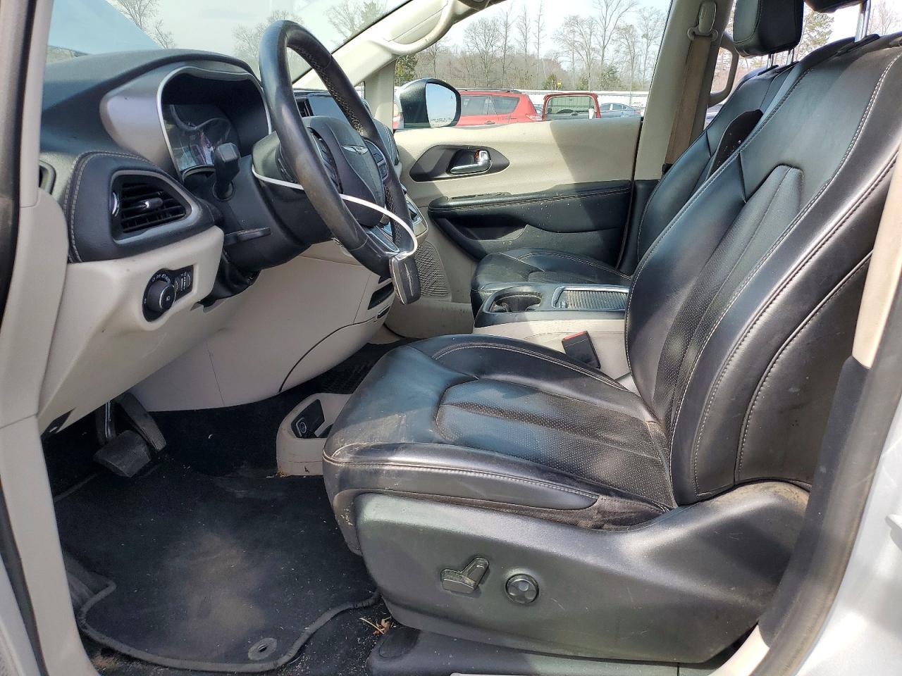 2023 Chrysler Pacifica Touring L - Фото 7