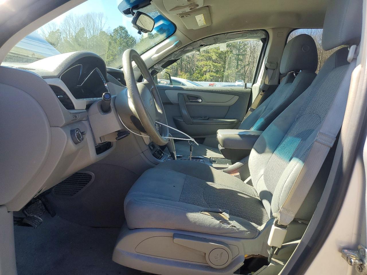 2015 Chevrolet Traverse Ls - Фото 7