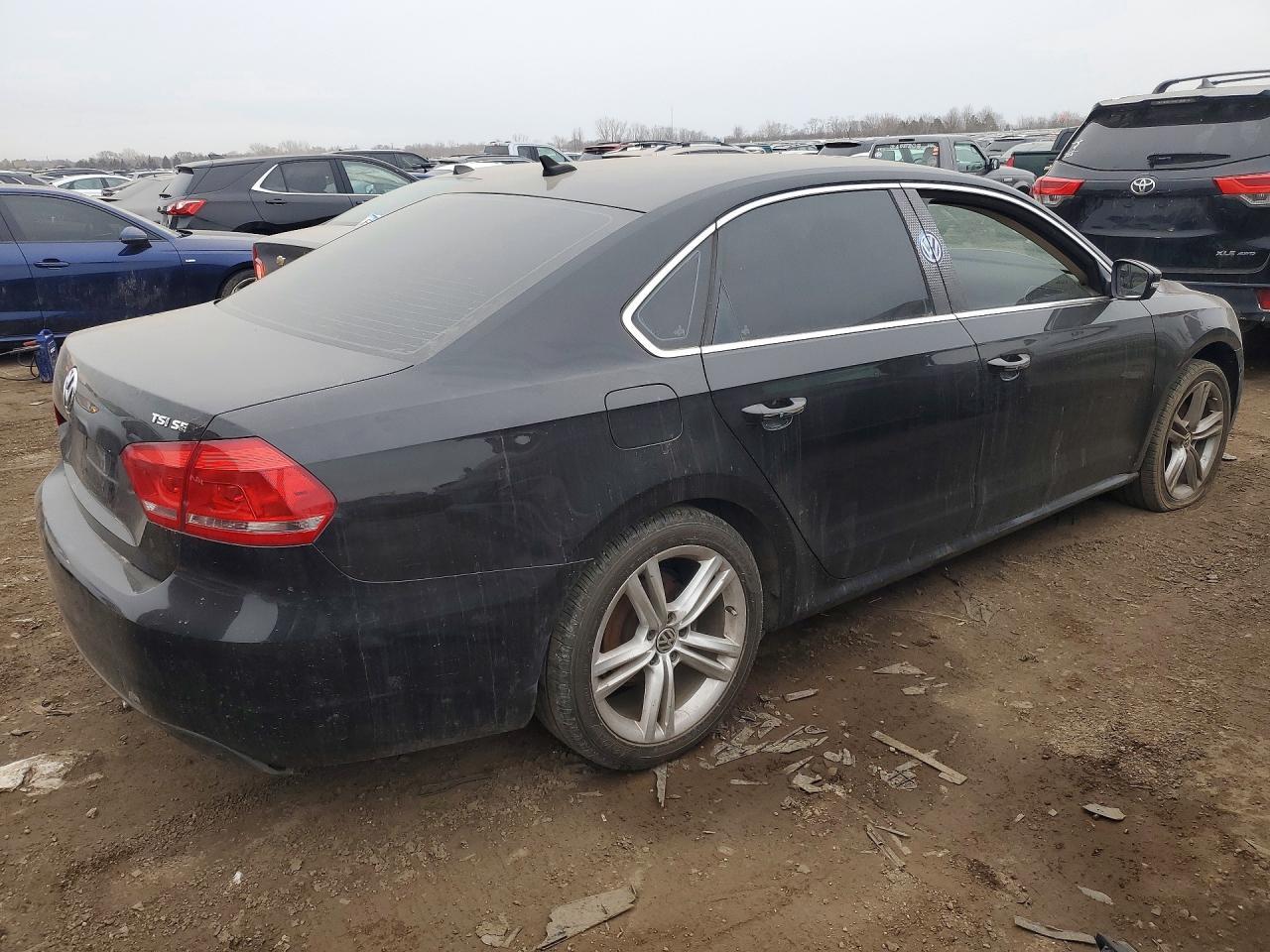 2014 Volkswagen Passat Se - Фото 3
